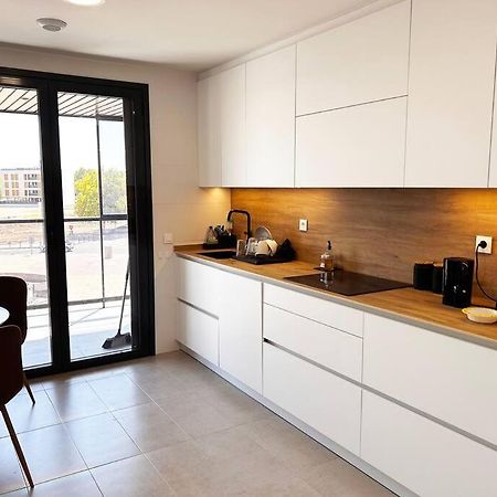 Apartamento De Cuatro Habitaciones En Talavera Talavera de la Reina Bagian luar foto