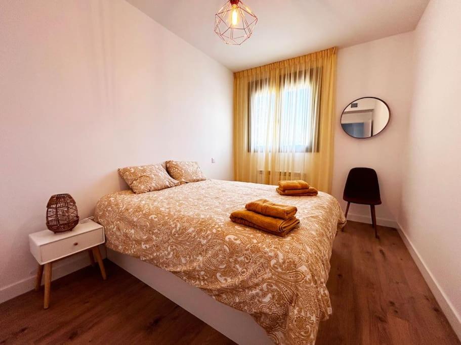 Apartamento De Cuatro Habitaciones En Talavera Talavera de la Reina Bagian luar foto