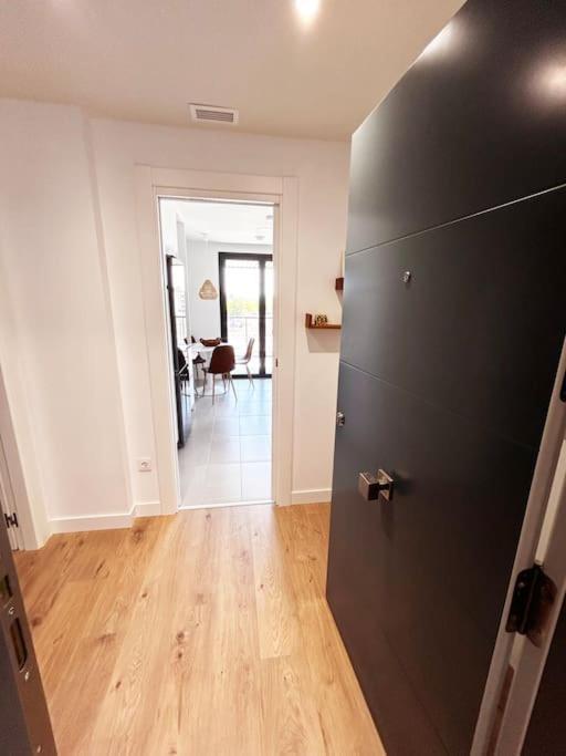 Apartamento De Cuatro Habitaciones En Talavera Talavera de la Reina Bagian luar foto